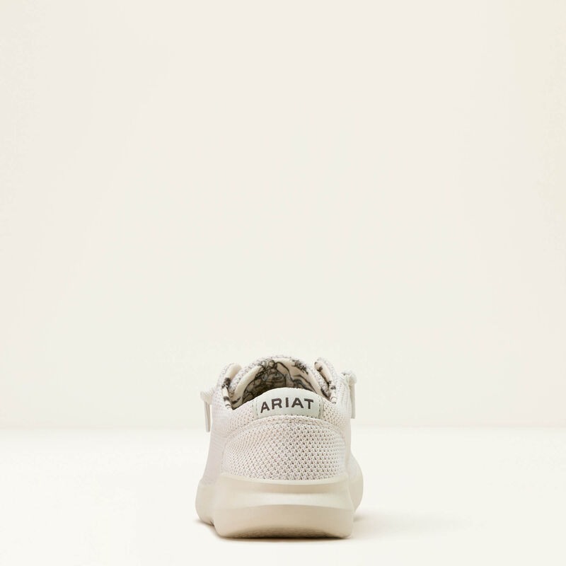 The Julie, ARIAT HILO