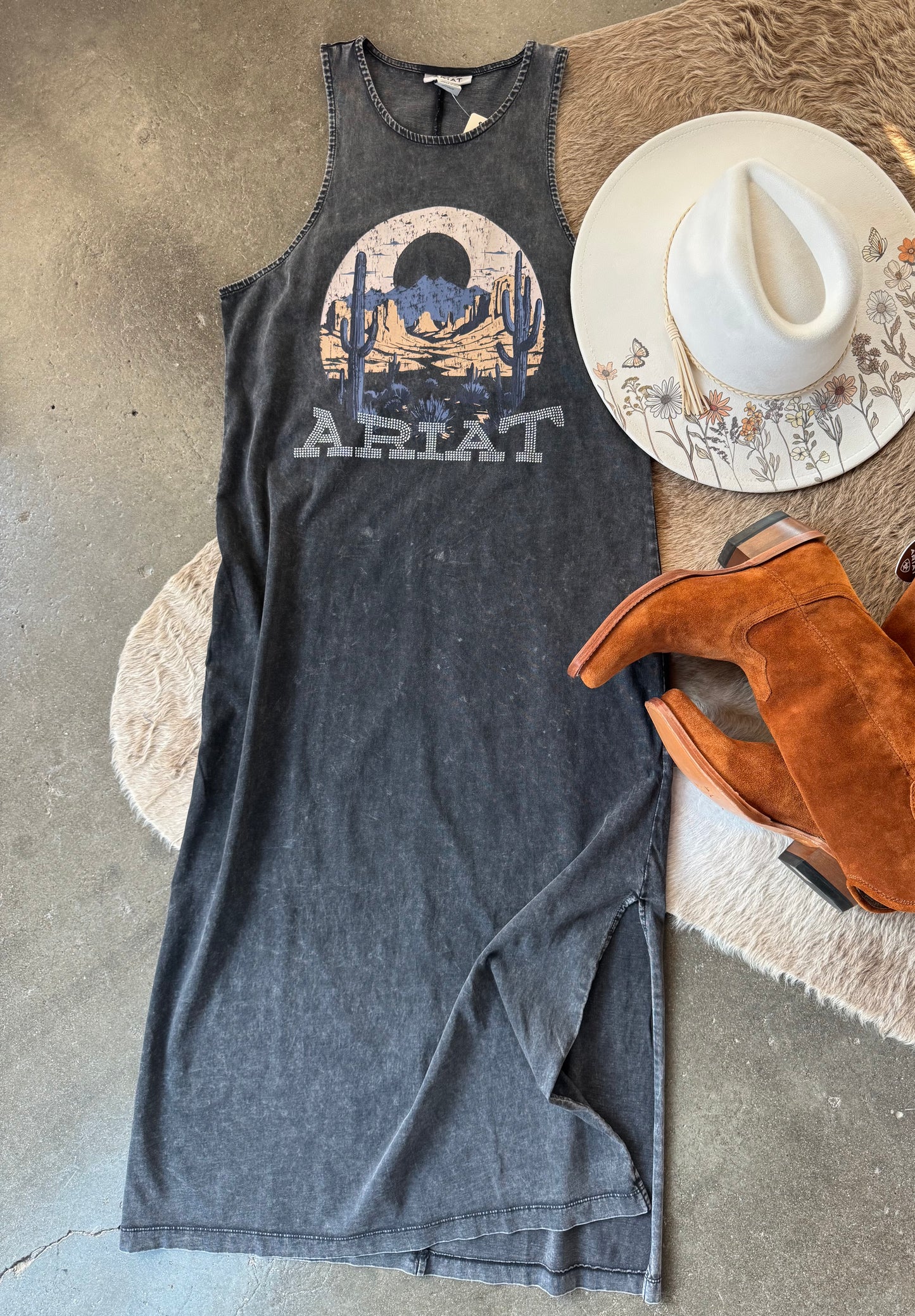 The Chaney, ARIAT