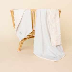 The Cozy Blanket (Heather Grey)