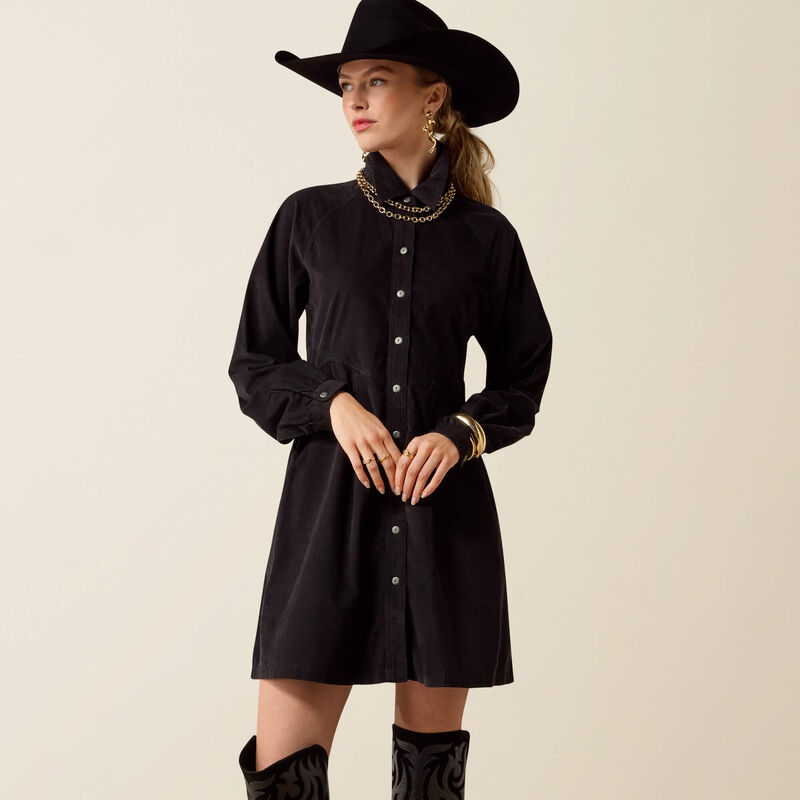 The Naeve, ARIAT