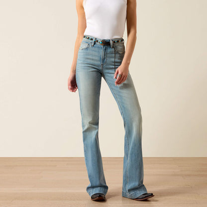 The Marnie, ARIAT