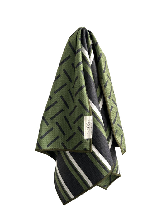 Al: Reversible Hand Towel