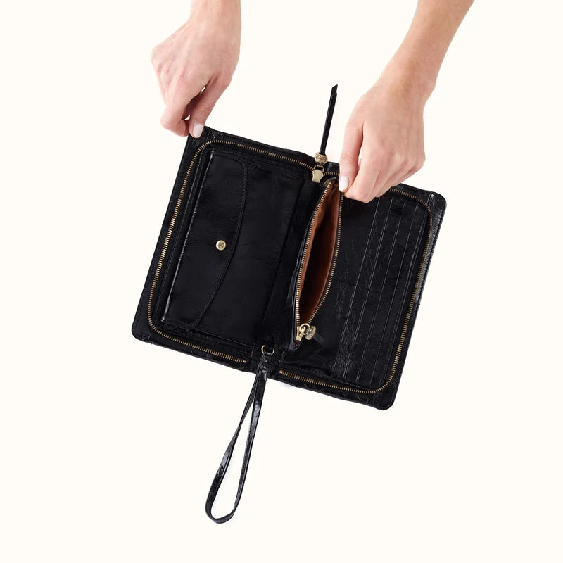 Evolve Wristlet, HOBO
