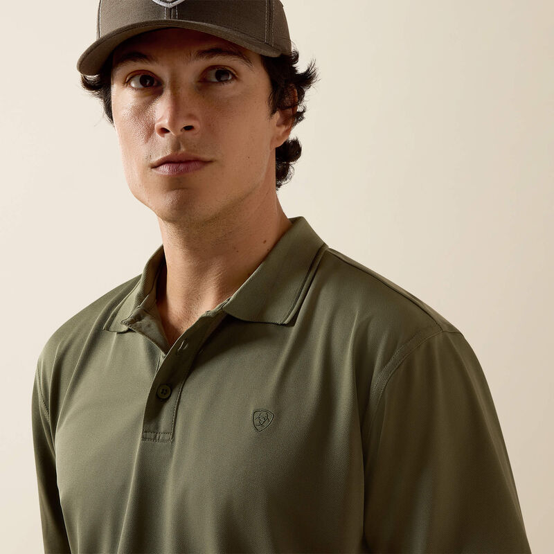 The Dutton, ARIAT