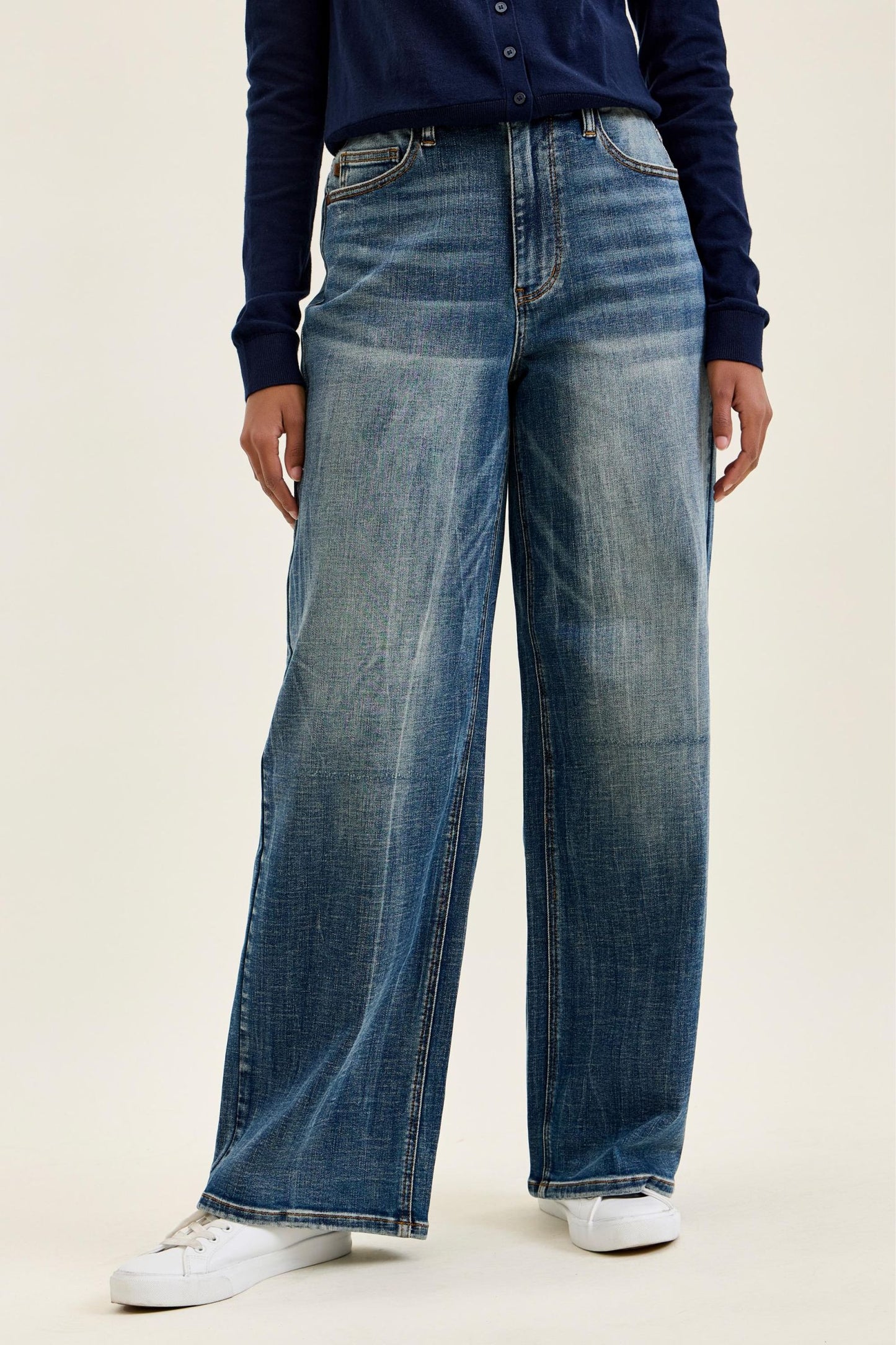 The Wilhelmina, JUDYBLUE