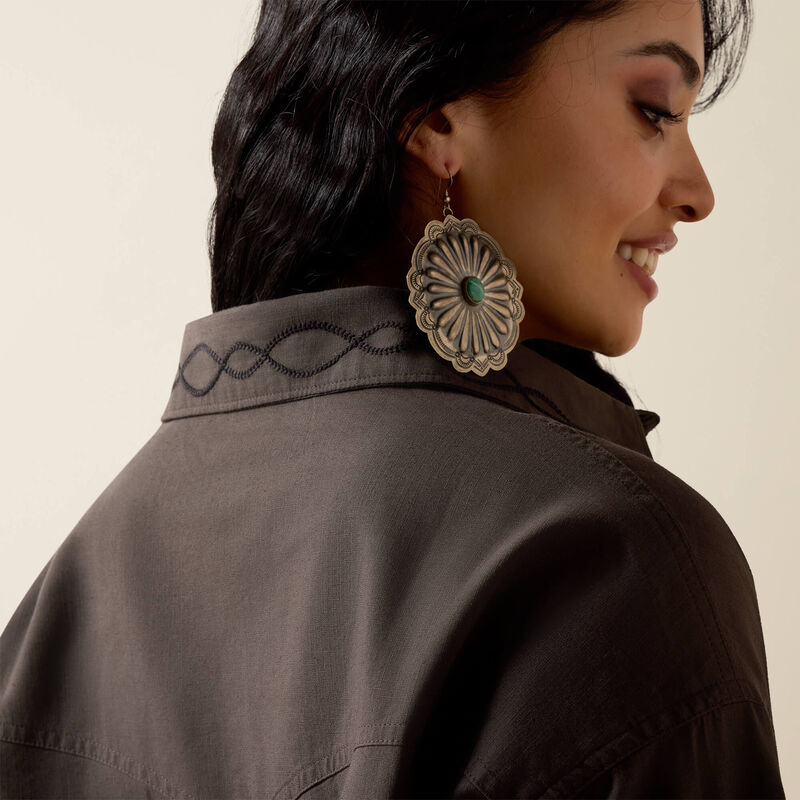 The Raven, ARIAT