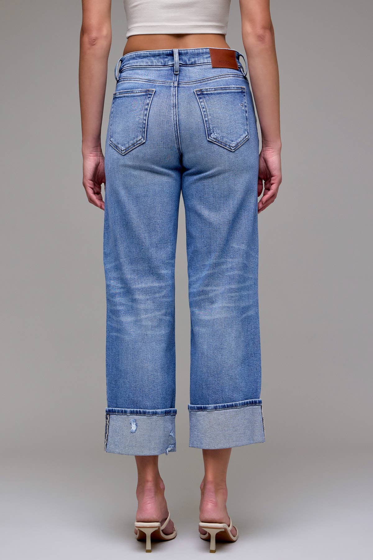 The Stephanie, HIDDEN