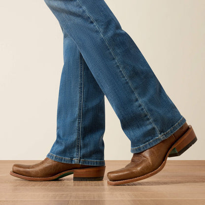 The Bella, ARIAT