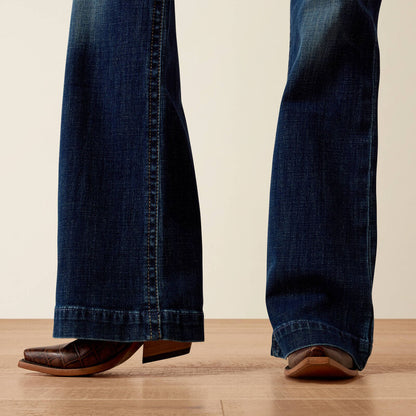 The Kahlani, ARIAT