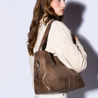 Render Shoulder Bag, HOBO (Mocha)
