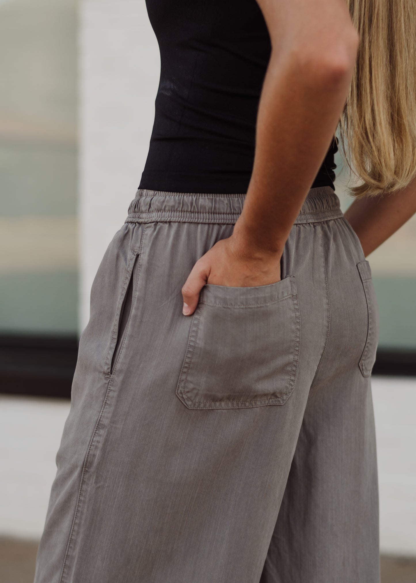 The Katie (Earth Grey)