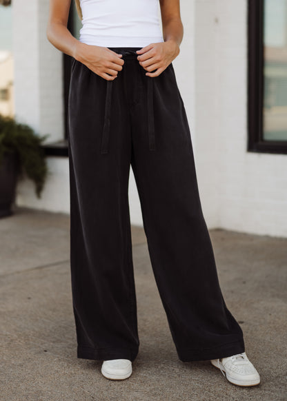 The Katie (Vintage Black)