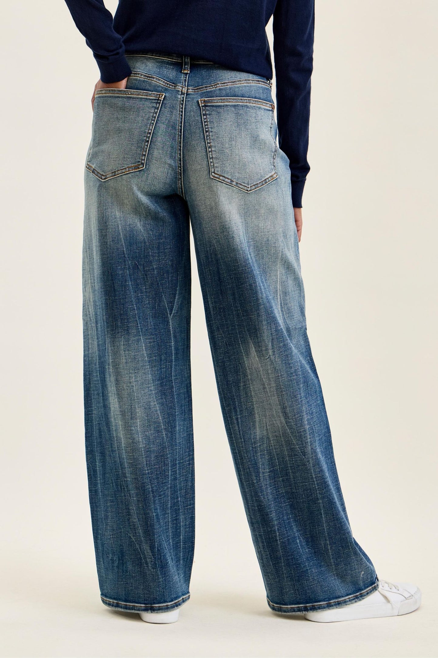 The Wilhelmina, JUDYBLUE
