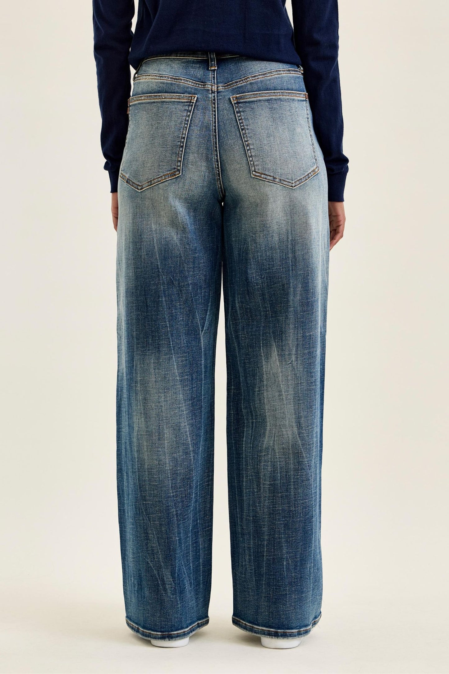 The Wilhelmina, JUDYBLUE