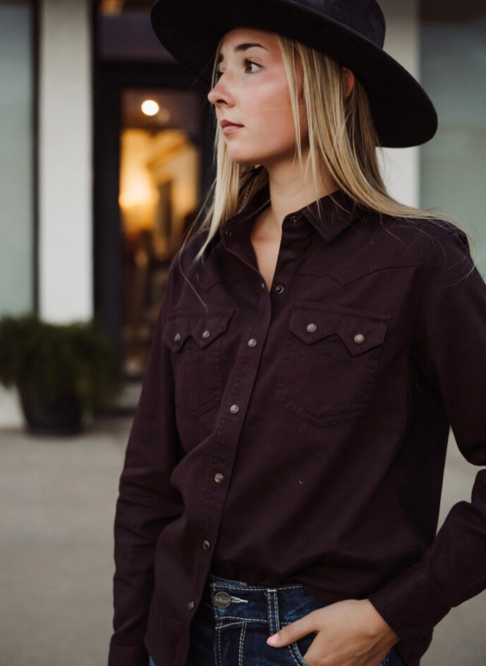 The Ali, ARIAT