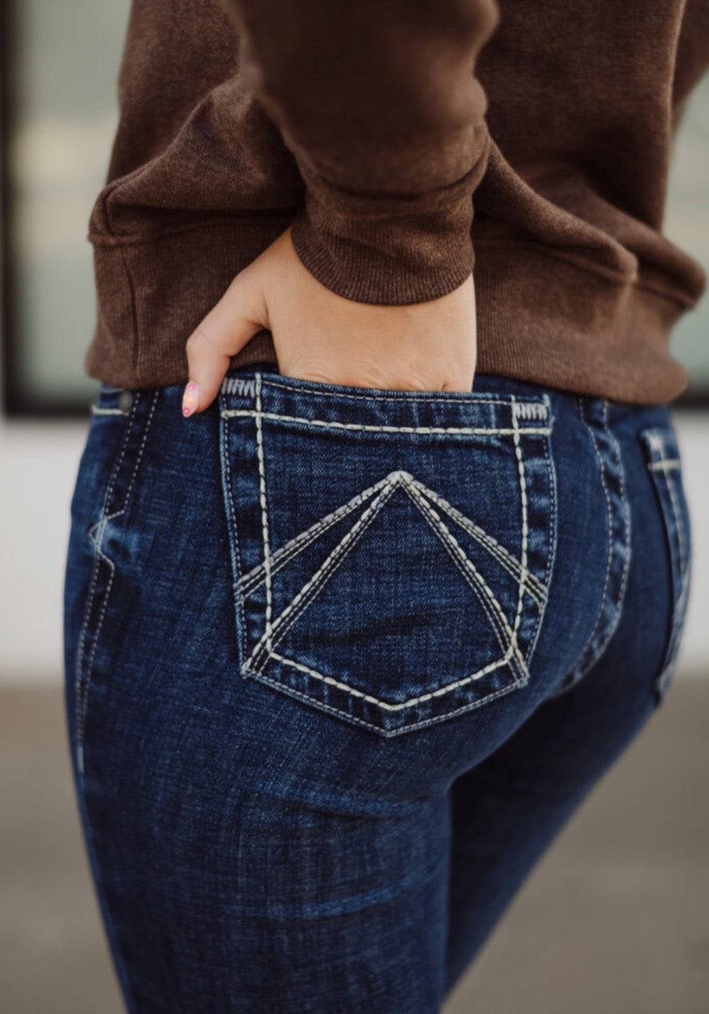 The Teresa, ARIAT