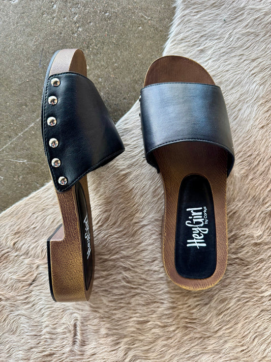 The Calla, CORKY'S (Black)