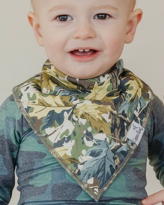 The Hunter (Bandana Bib Set)
