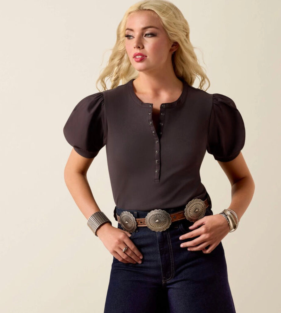 The Oakley, ARIAT (Black)