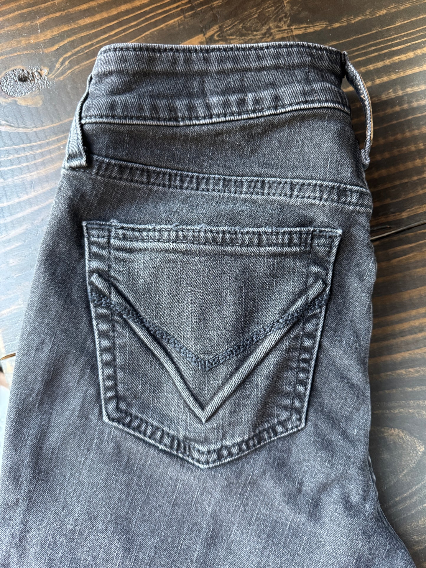 The Winston, ARIAT