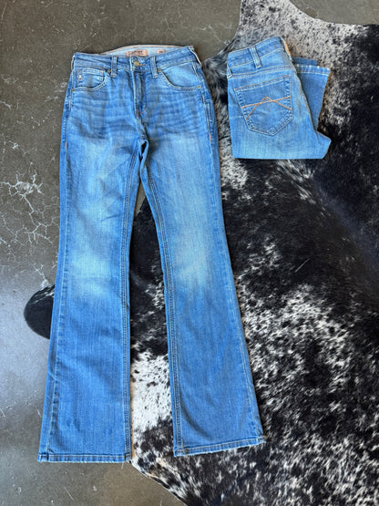 The Glendale, ARIAT
