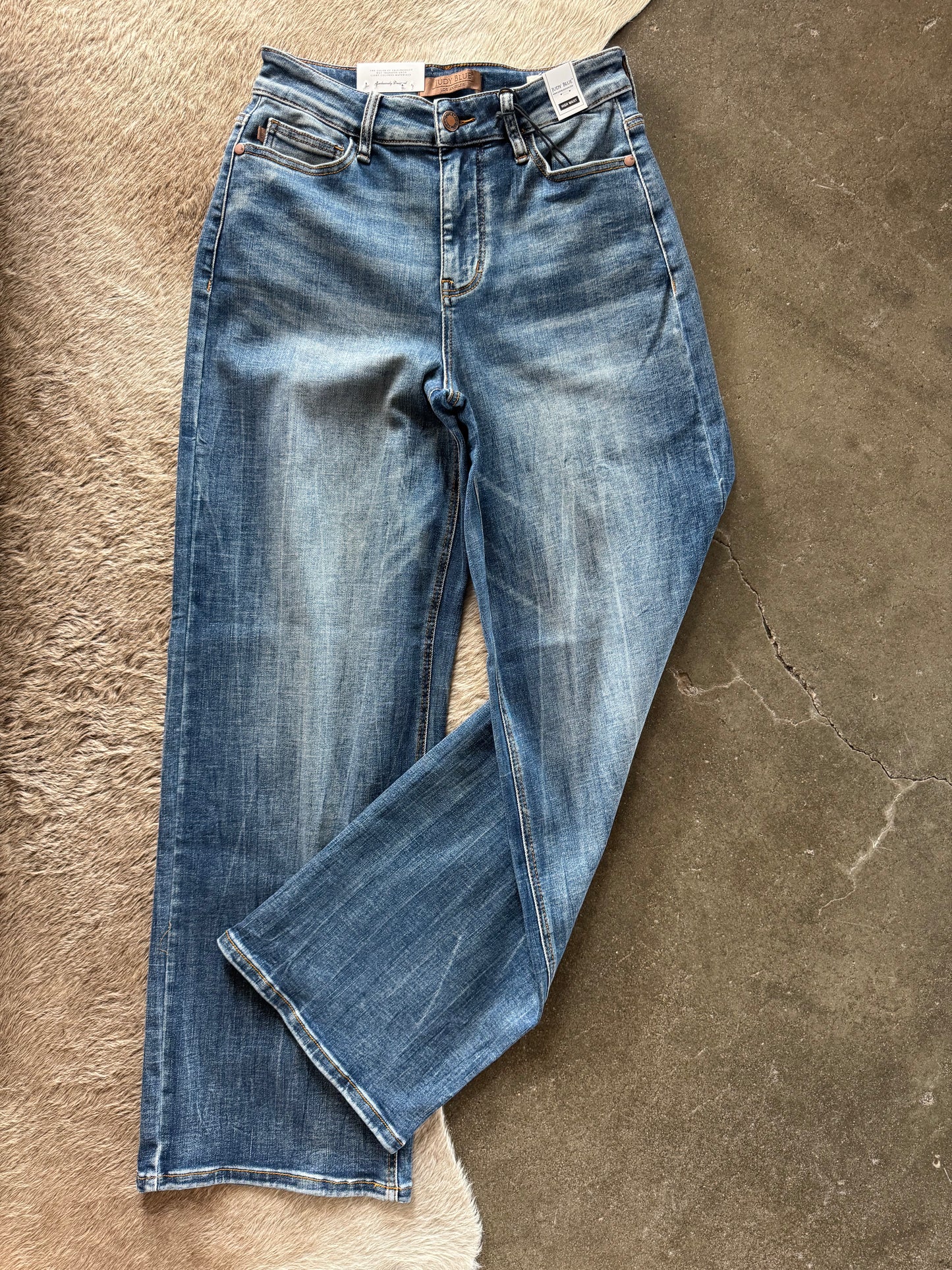The Wilhelmina, JUDYBLUE
