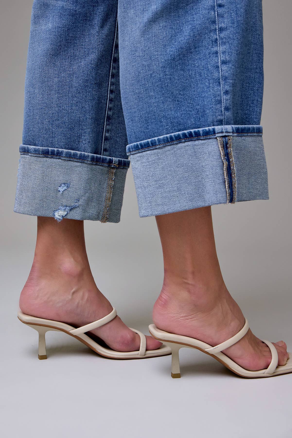 The Stephanie, HIDDEN